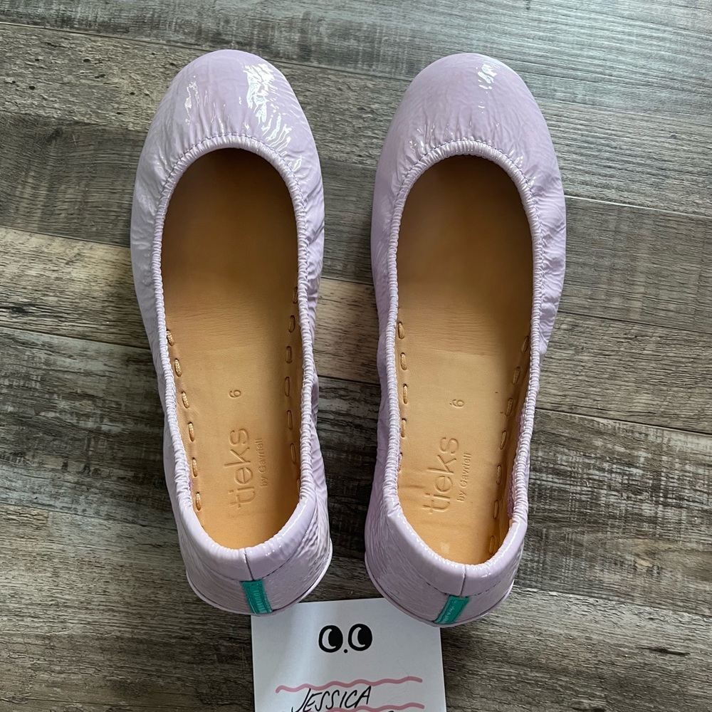 Tieks size 6 Lavender Patents